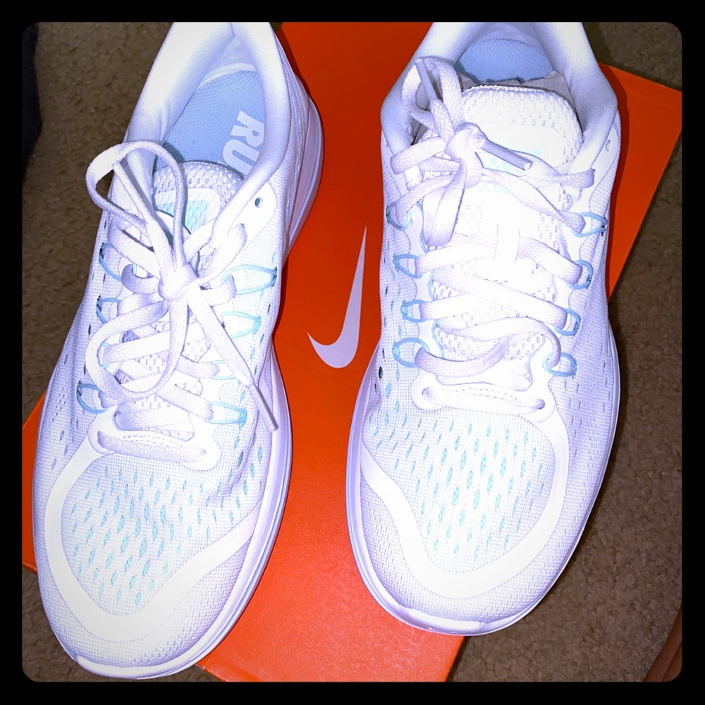 Nike White Flex RN Sneakers